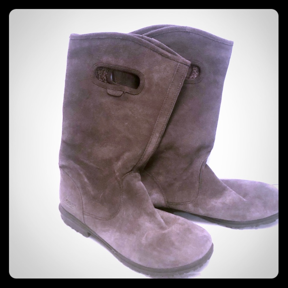 COPY - Bogs women’s waterproof leather boots-RARE